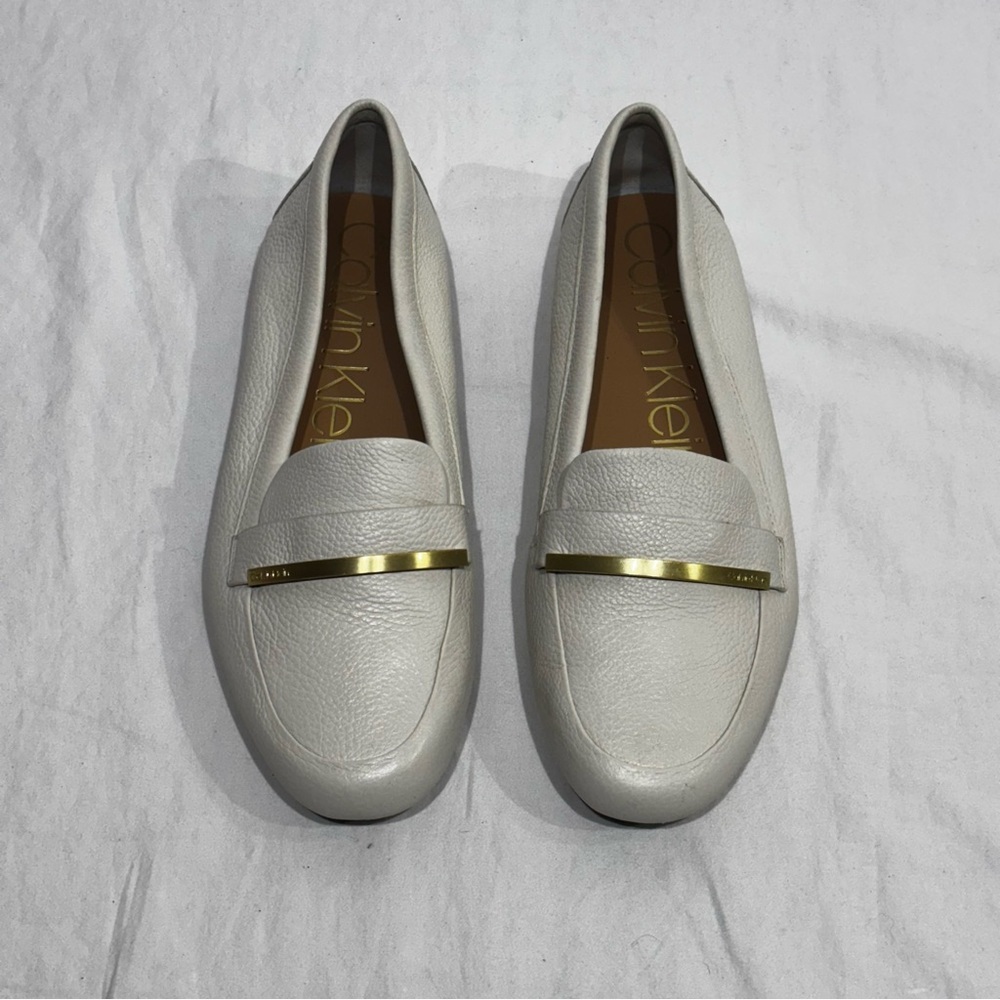 Calvin Klein Women’s Lilliana Leather Loafers White/Gold Size 10